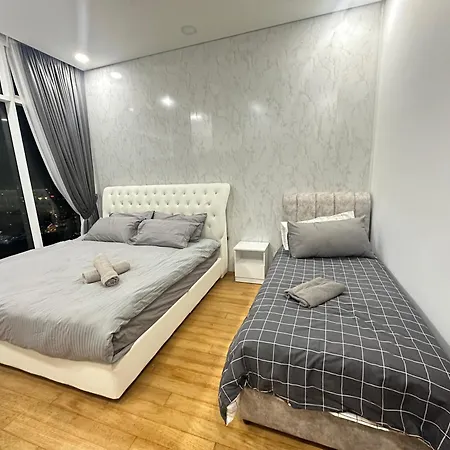2Bedroom Soho Suite Klcc View By Homeizing Kuala Lumpur Exterior photo