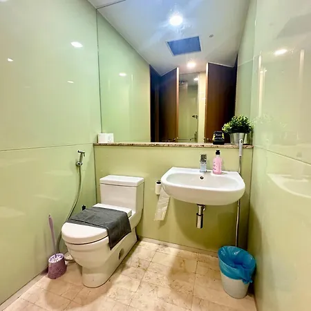 2Bedroom Soho Suite Klcc View By Homeizing Kuala Lumpur Exterior photo