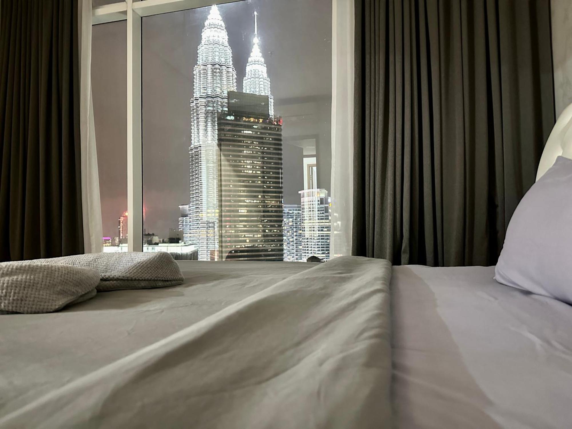 2bedroom Soho Klcc View By Homeizing Kuala Lumpur