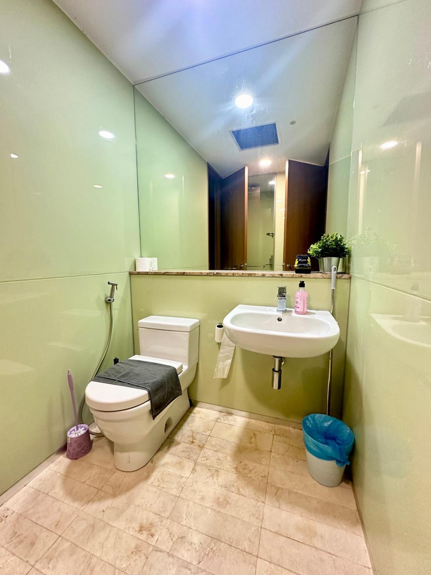 2bedroom Soho Klcc View By Homeizing Apartment Kuala Lumpur